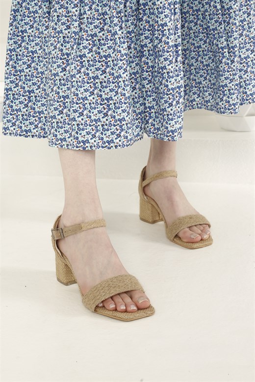 Kadın Tek Bantlı Topuklu Sandalet HASIR