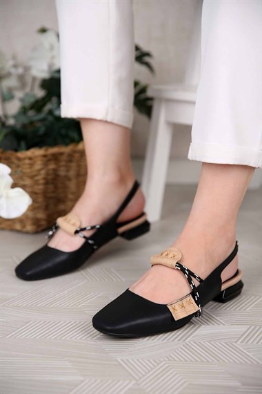 Bayan Bağcık Tasarımlı Kısa Topuklu Sandalet  - L164 SİYAH CİLT